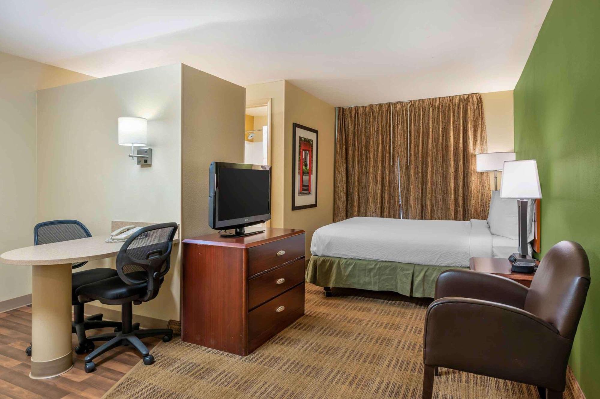 Extended Stay America Suites - Indianapolis - Northwest - I-465 Екстер'єр фото